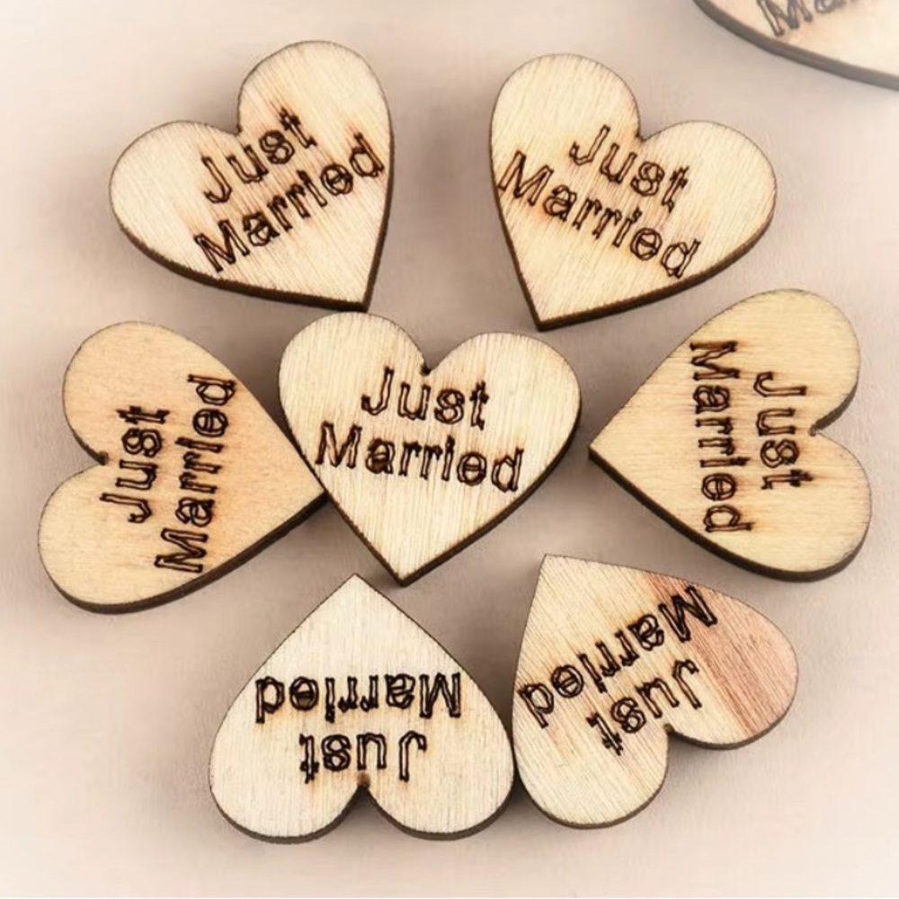 85 Piece Rustic Wooden Heart 'Just Married' Decorations